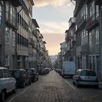 HOMEinTOWN Almada
